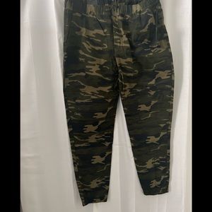 Mens Size 3X Slip on camouflage pants